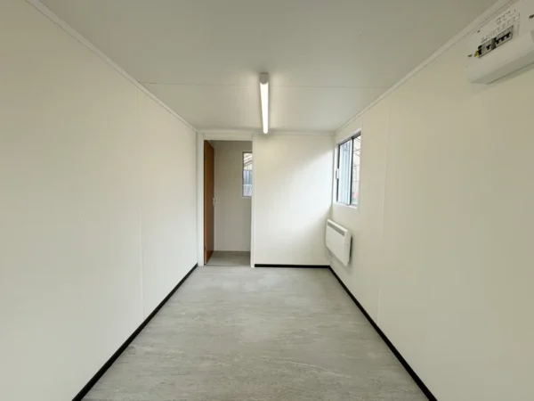 21x8ft-Container-Office-Cabin-Portable-Anti-Vandal-Building-14.webp