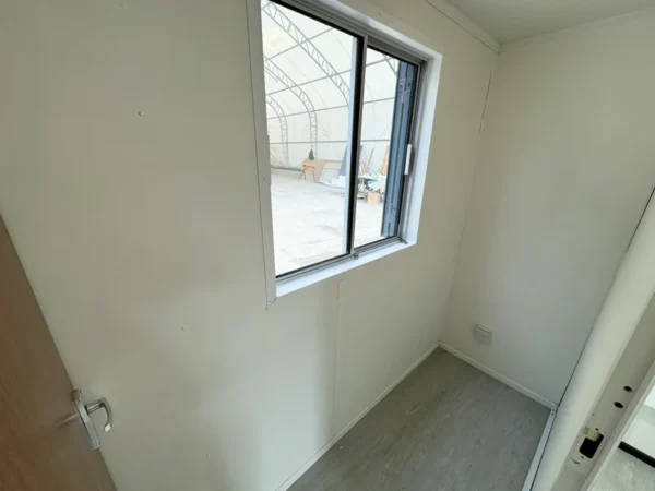 21x8ft-Container-Office-Cabin-Portable-Anti-Vandal-Building-14.webp