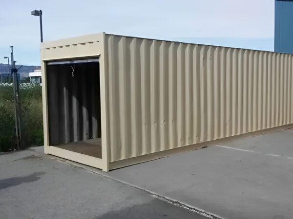 30ft-Shipping-Container-with-Roll-Up-Door2.jpg